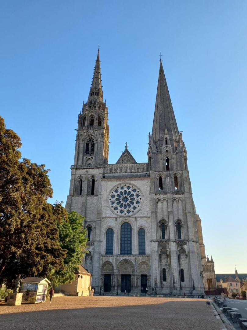 Le Gite De La Cathedrale Leilighet Chartres Eksteriør bilde
